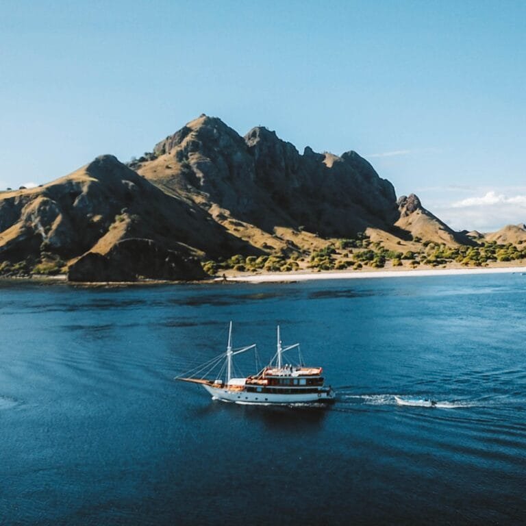 Blog : Komodo Island vs Lombok : A Traveler’s Guide to Choosing Your Perfect Destination 20 DJI 0024 1