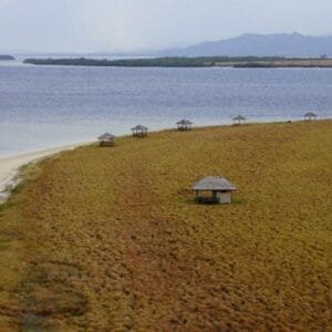 kenawa near lombok
